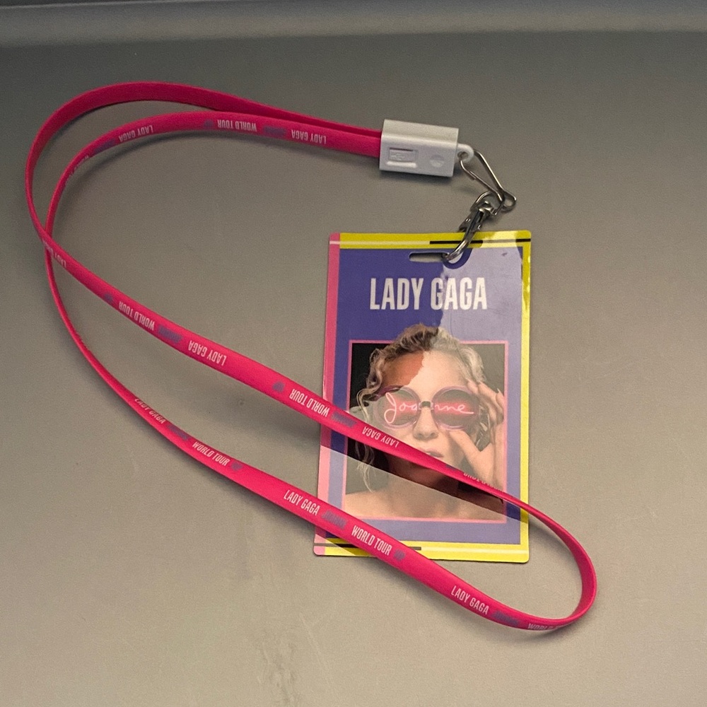 Lady Gaga Joanne World Tour VIP Lanyard & USB Cable -Not A Backstage Pass/Ticket